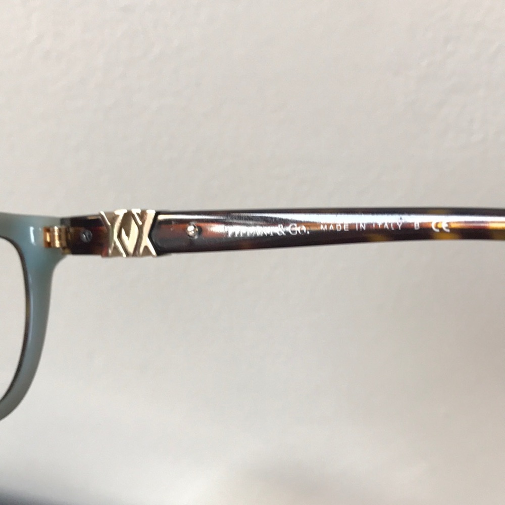 Glasses - Picture 13 of 14